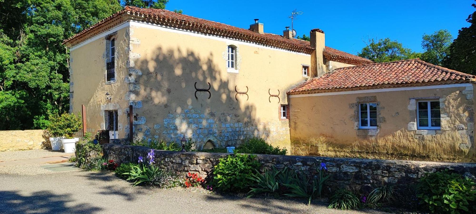 Le Moulin De Laumet